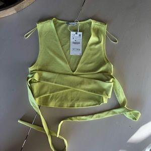NWT Zara VNeck tie Top